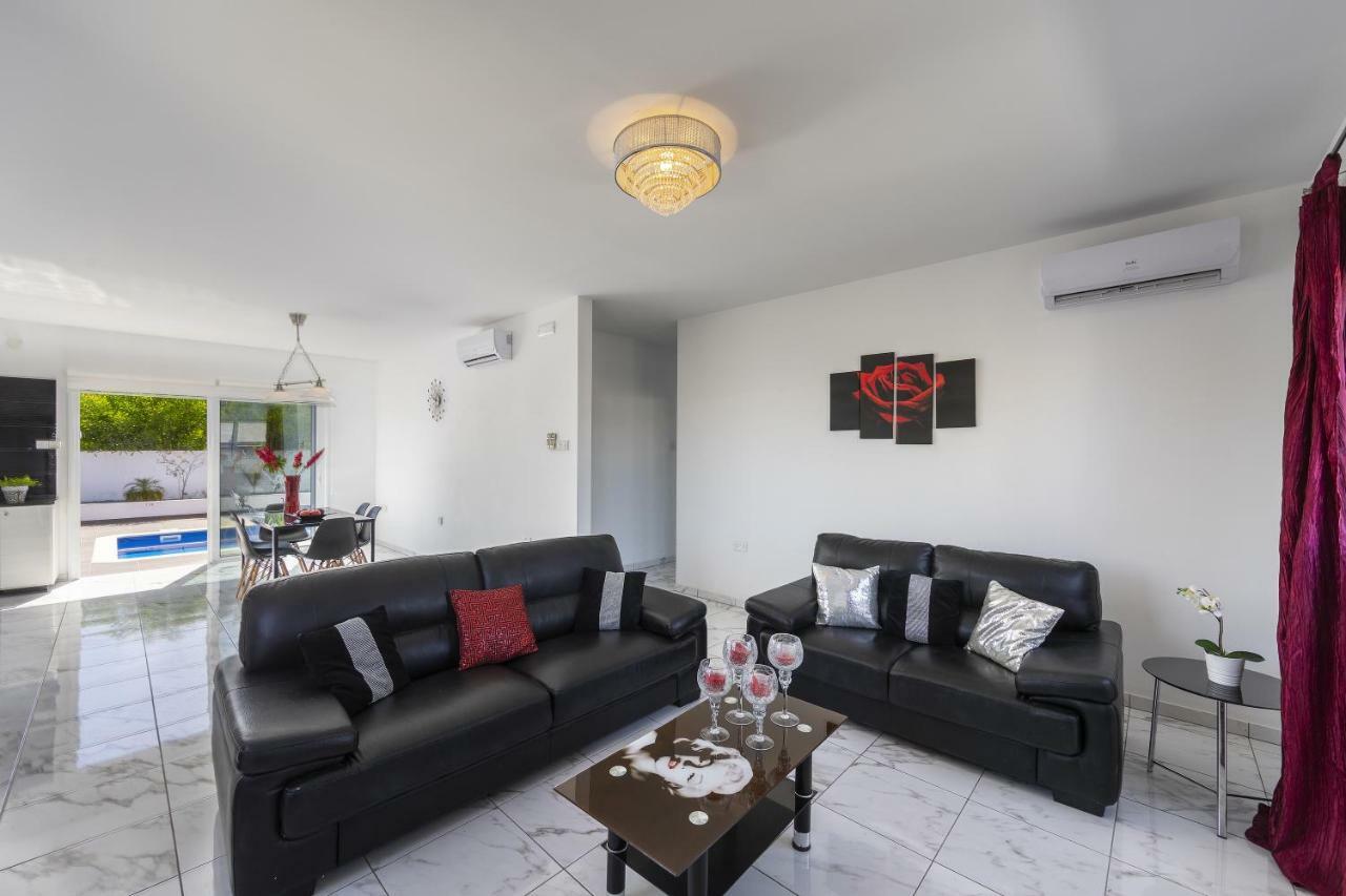 Protaras Villa Hollywood Zewnętrze zdjęcie