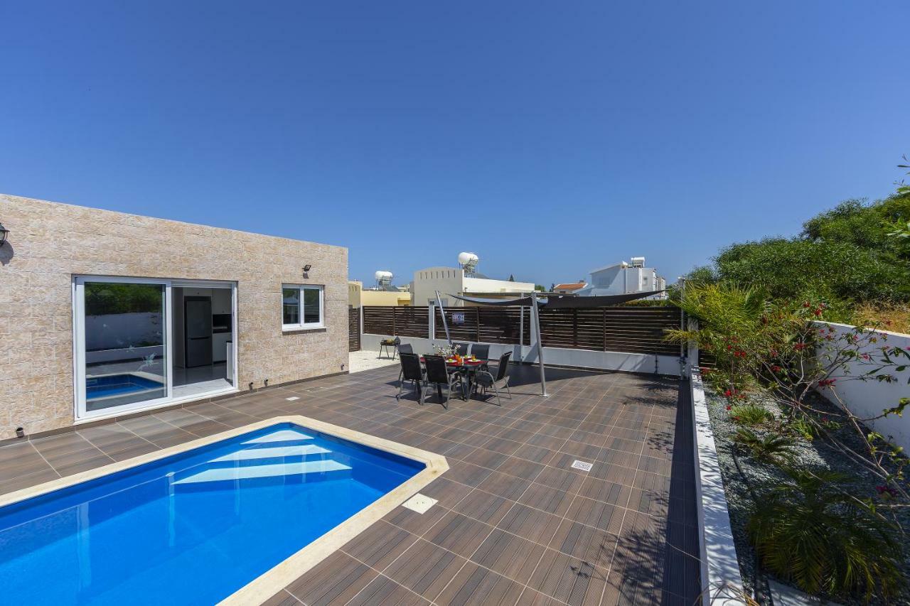 Protaras Villa Hollywood Zewnętrze zdjęcie
